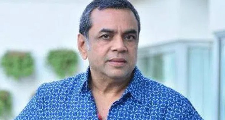 నటుడు పరేష్‌ రావల్‌పై కేసు
